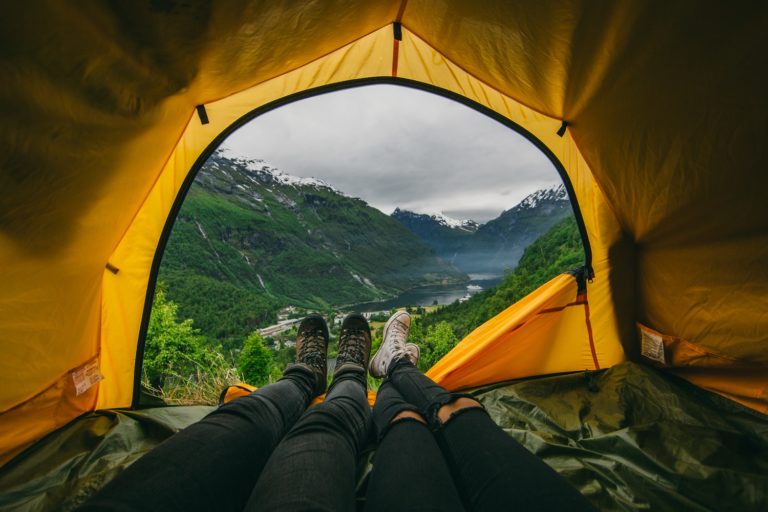 Kamperen met uitzicht over de Geirangerfjord